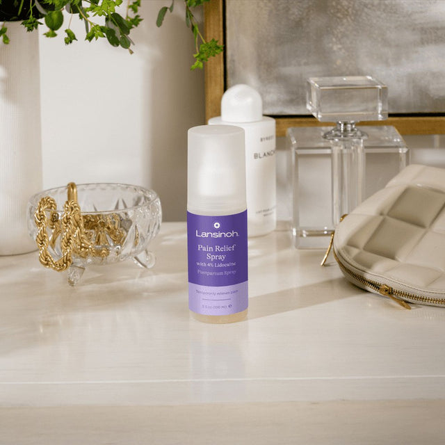 Lansinoh 4% Lidocaine Perineal Spray, Pain Relief, 3.5 Ounces