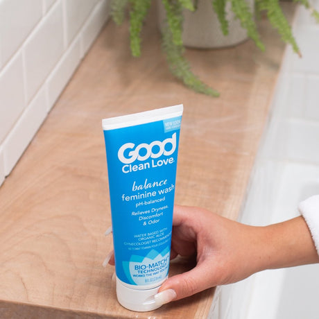Good Clean Love: Balance Moisturizing Wash, Ph-Balanced Vaginal Soap for Women with Natural Ingredients, Gentle Cleansing Feminine Hygiene Product, Relieves Dryness & Reduces Odor, 8 Oz (2-Pack)